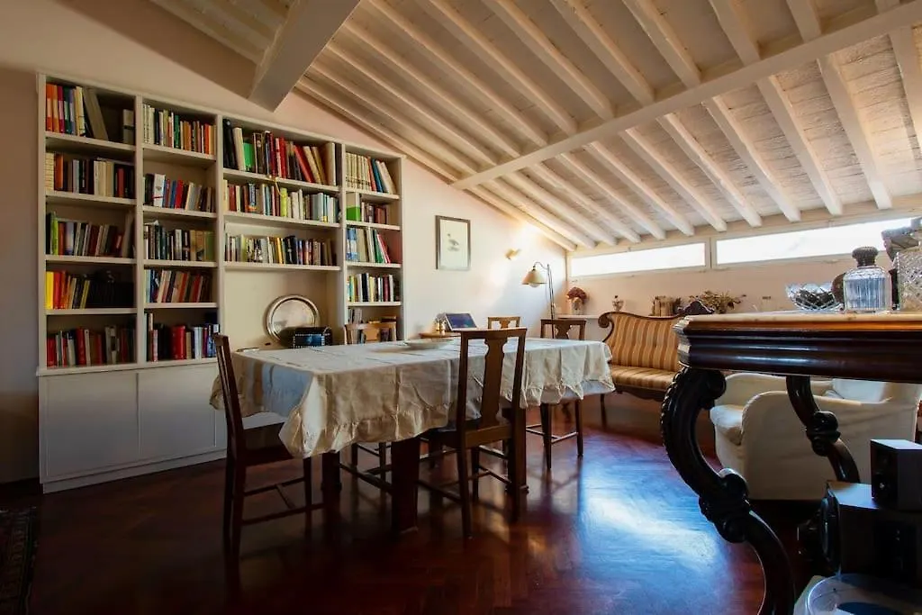 Pampurio On The Roofs Apartment Pisa Italy